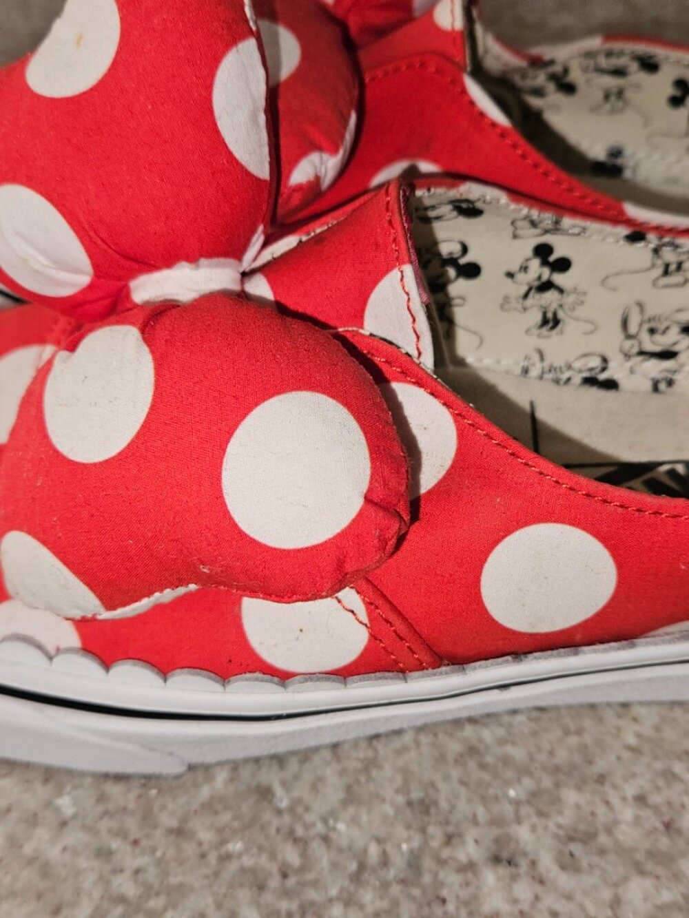 Vans Disney Authentic "MINNIE'S BOW" Sneakers sz 7.5 {101-1} - Picture 4 of 9